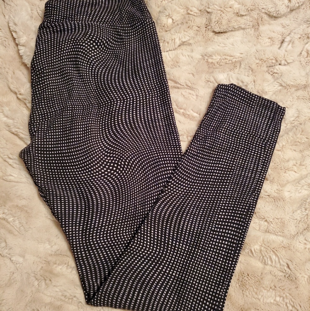 LulaRoe TC leggings
